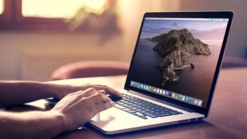 Apple предупредила о самопроизвольных отключениях новых MacBook Pro 13″