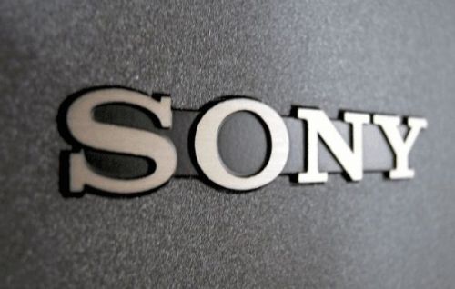 Флагман Sony Xperia для упаковки большой батареи емкостью 4400 мАч