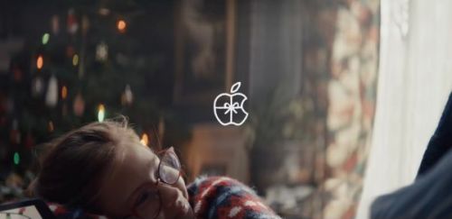 Праздничная реклама от Apple «Сюрприз» ориентирована на iPad