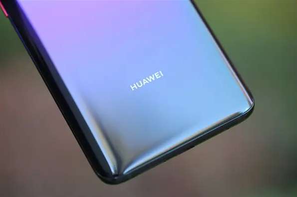 Умный дисплей Huawei с ЖК-экраном BOE получил сертификат 3C