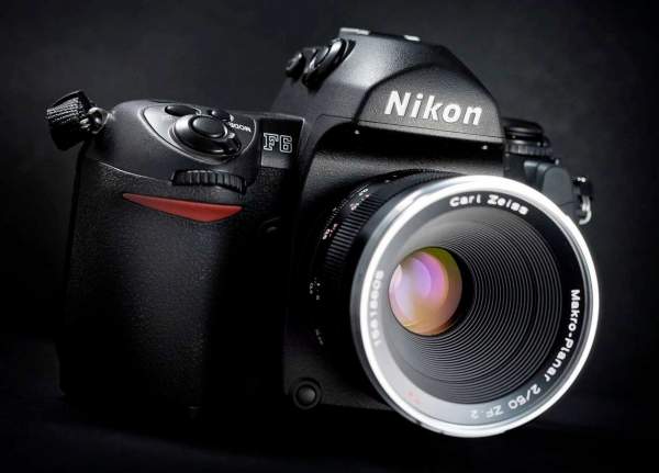 Nikon полностью отказался от плёночных фотоаппаратов