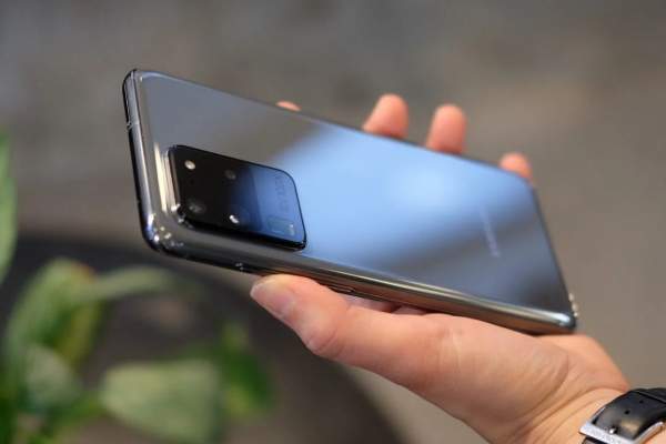 Samsung Galaxy S21 вероятно откажется от одной классической функции смартфона